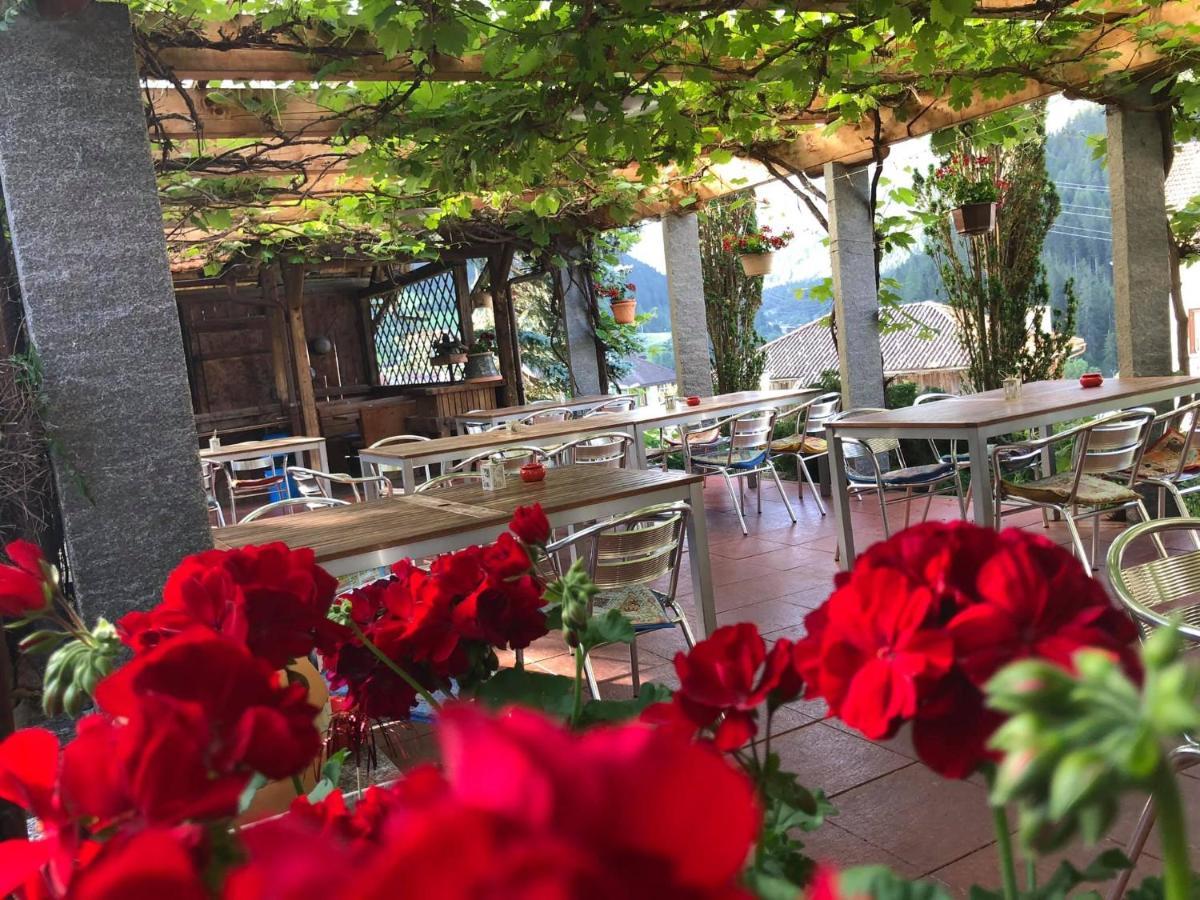 Hotel Restaurant Raetia Filisur Bagian luar foto